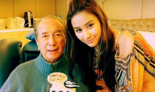 何超莲谈家里有钱是原罪